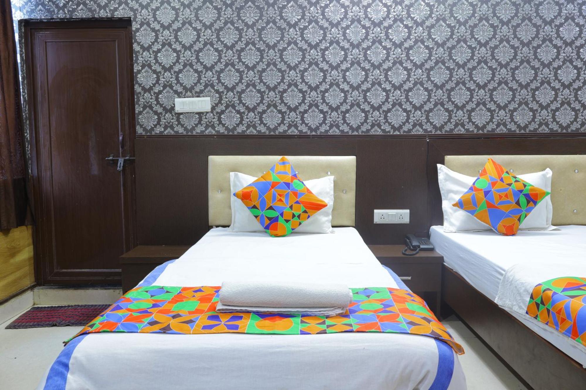 Trpotels Subhmagal Gwalior Extérieur photo